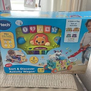 Sort & Discover Activity Wagon - Multicolor